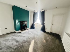 Dining Room- click for photo gallery